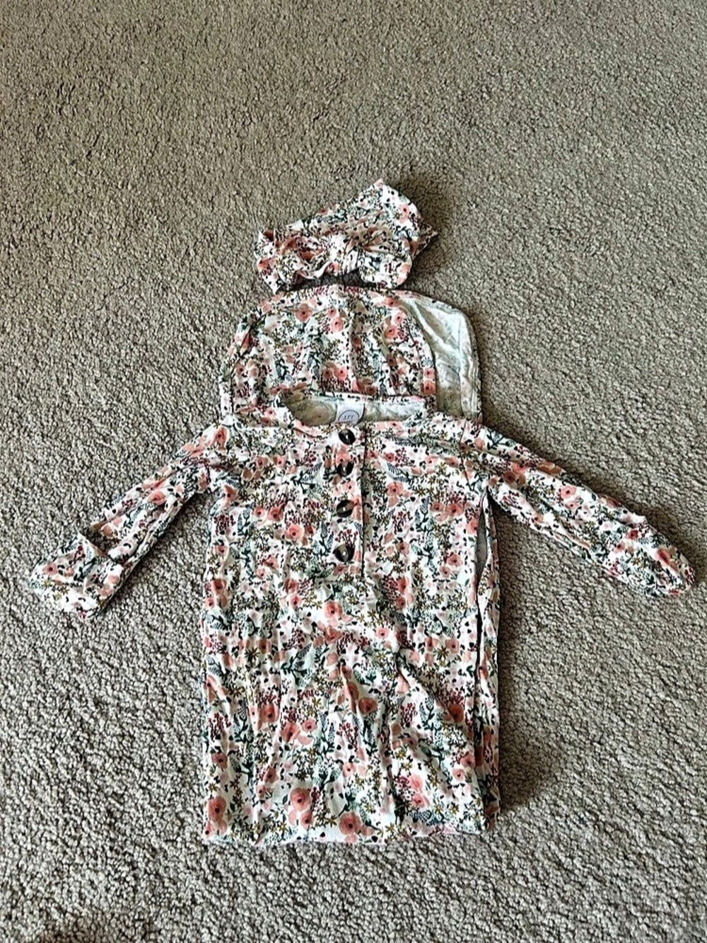 Lou Lou & Company knotted newborn gown with headband bow